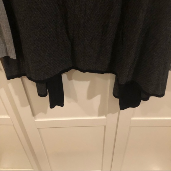 Charlie Paige Grey & Black Open Sweater Cardigan EUC - Picture 11 of 13